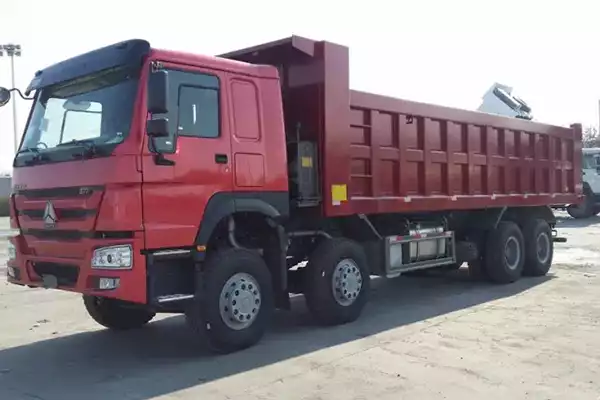 SINOTRUK HOWO 371HP 400HP 8X4 Dump Truck Tipper Truck