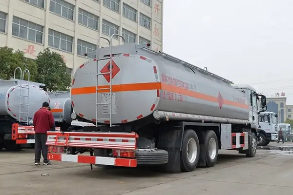 20m³ Fuel Tank Truck丨NEW