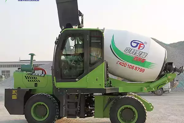 2.6m3 Self-loading Concrete Mixer Truck | New