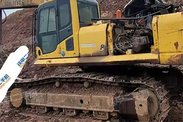 Komatsu PC450-8