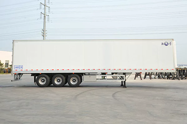 Box semi-trailer