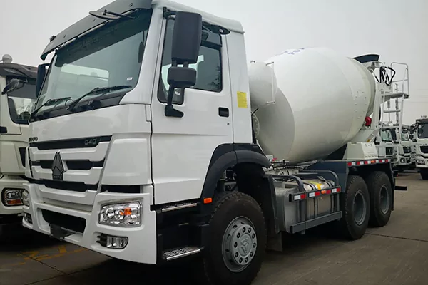 6X4 340HP 10cbm Concrete Pump Truck Concrete Mixer Trucks