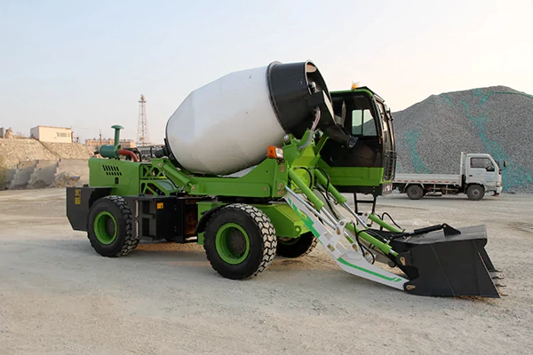 2.6m3 Self-loading Concrete Mixer Truck | New