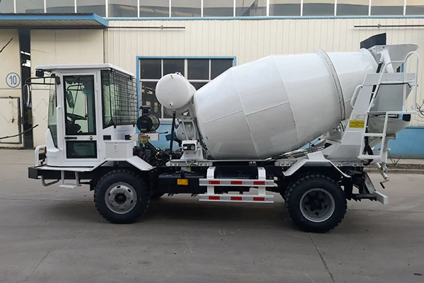 4.0m3 Self-loading Concrete Mixer Truck | New