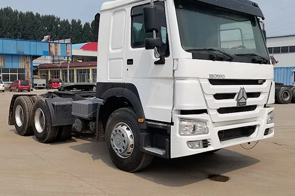 6X4 375HP Sleeper Cab Good Condition Tractor Truck for Sale